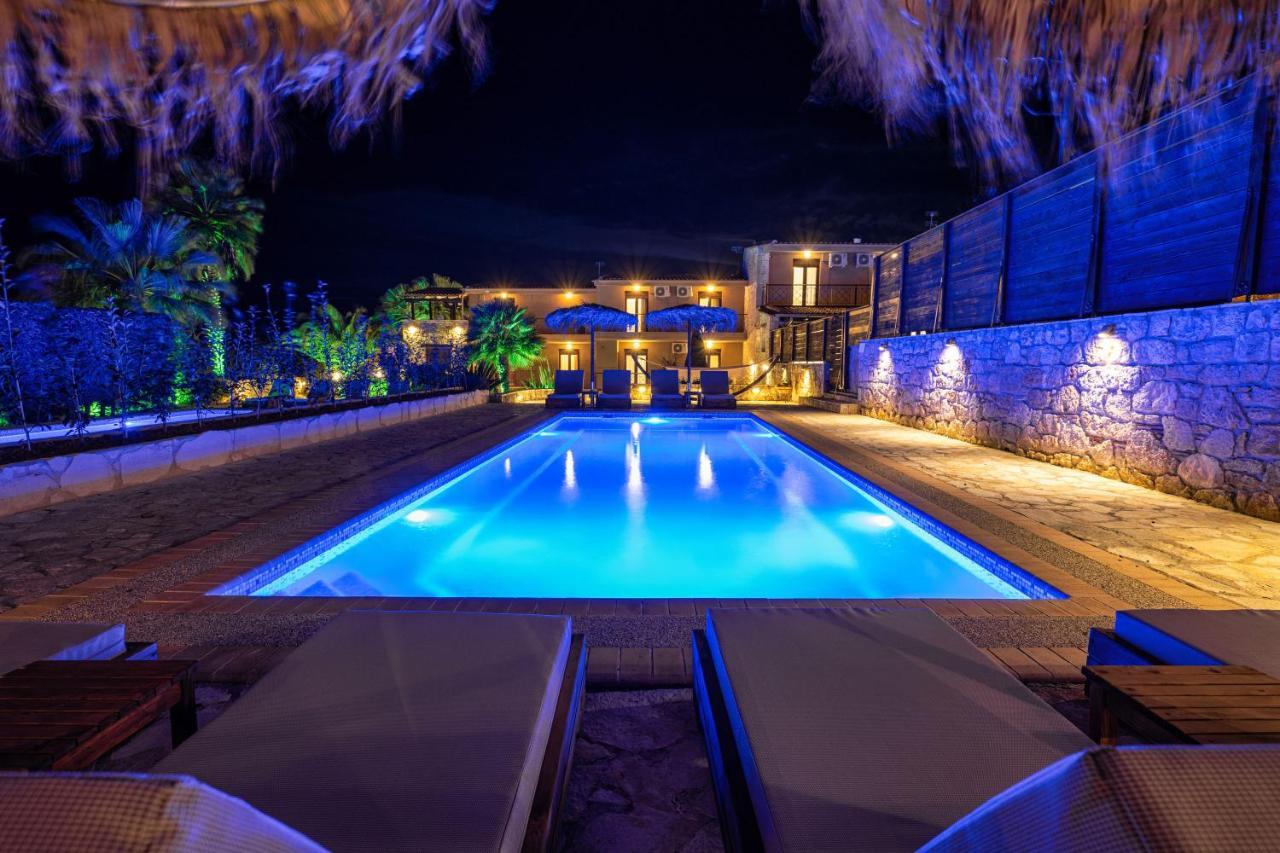 Palmrise Luxury Villas By Travel Pro Services - Nea Skioni Halkidiki Extérieur photo
